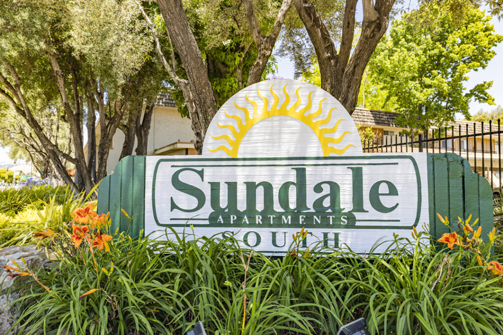 Sundale Apartments South entrance sign