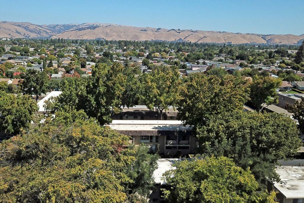 Sundale Apartments aerial view of the property